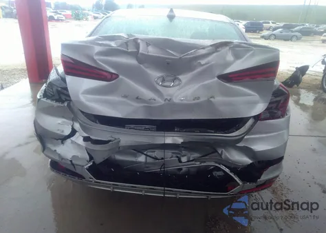 2020 Hyundai Elantra Sel z USA, uszkodzony, nr VIN 5NPD84LF4LH521313